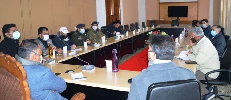 Div Com Kashmir, Pandurang K Pole finalizes arrangements for launch of SEHAT scheme at SKICC
