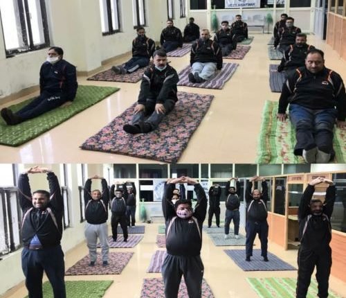 Youth Services & Sports Deptt organises Yoga event at Kishtwar