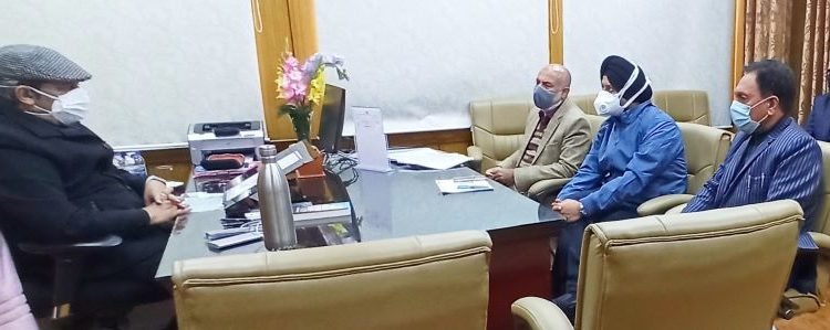 Advisor Baseer Khan reviews functioning of Planning, Development and Monitoring Deptt