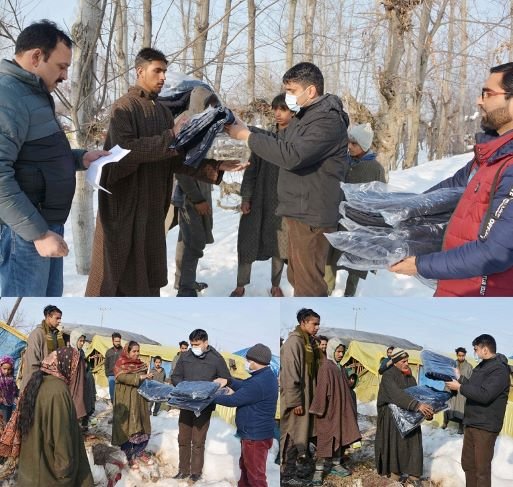 On the directions of Deputy Commissioner (DC) Shopian, the Tehsildars of Shopian and Keller, along with teams today visited their respective jurisdictions to take stock of public issues and grievances
