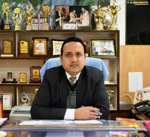 Er. Arun Bangotra bags Global Teaching Excellence Award