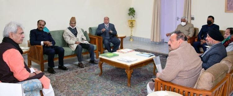 J&K NC, CPI (M) Leaders call on Lt Governor; express gratitude for successful conduct of DDC elections
