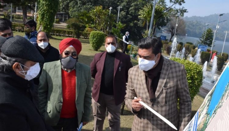 Advisor Baseer Khan visits Mansar