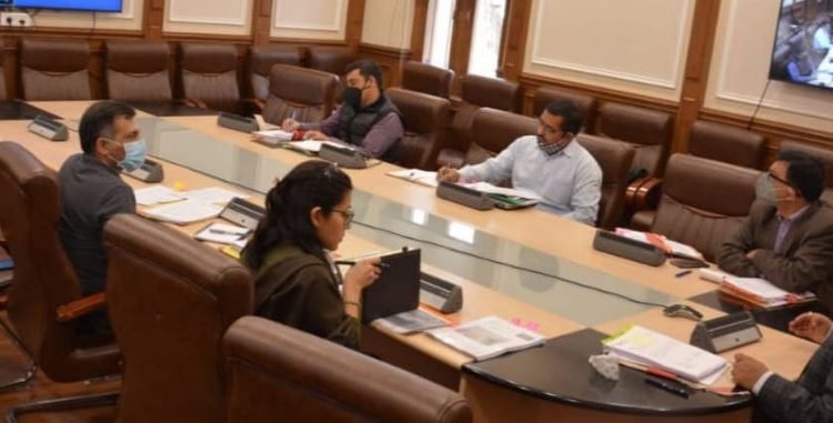 Principal Secretary, Housing and Urban Development Department, Dheeraj Gupta today chaired a meeting with senior officers to discuss