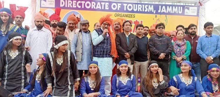 Tourism Directorate hosts Weekend Musical Evening at Bahu Gandola Station