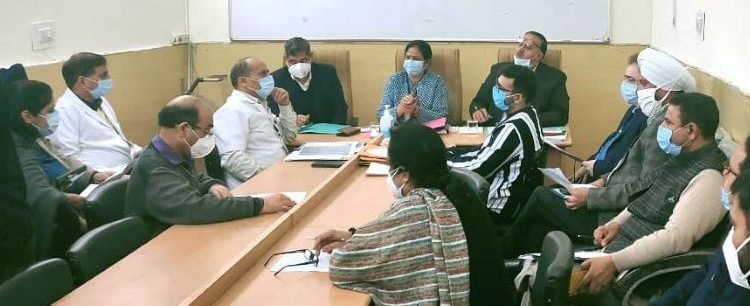 Principal GMC reviews progress on development works in SMGS, MCH Gandhi Nagar Hospital