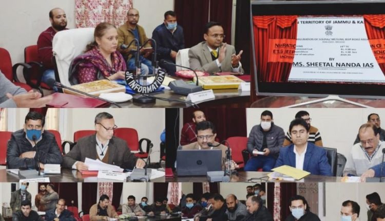 Secretary RDD Sheetal Nanda reviews MGNREGA, PMAY in Doda, Kishtwar