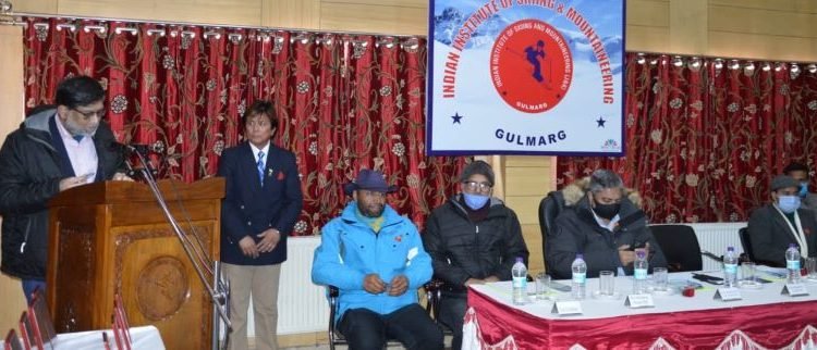 Arvind Singh attends 5th Skiing Graduation Ceremony at IISM, Gulmarg