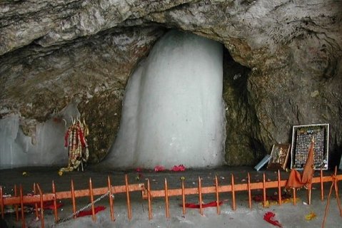 AMARNATH YATRA: A SPIRITUAL JOURNEY TO THE HIMALAYAN SHRINE