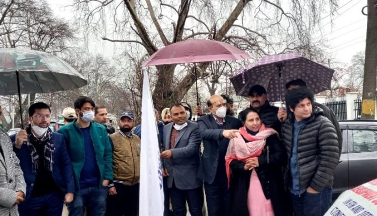 Div Com flags-off DDC chairpersons for 2-day training programme