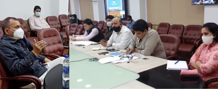 Pr. Secretary Nitishwar Kumar to LG reviews preparation for Tulip Festival