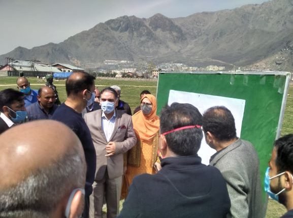Pr. Secretary Industries and Commerce Ranjan Prakash Thakur visits IEs at Pulwama, Sempora