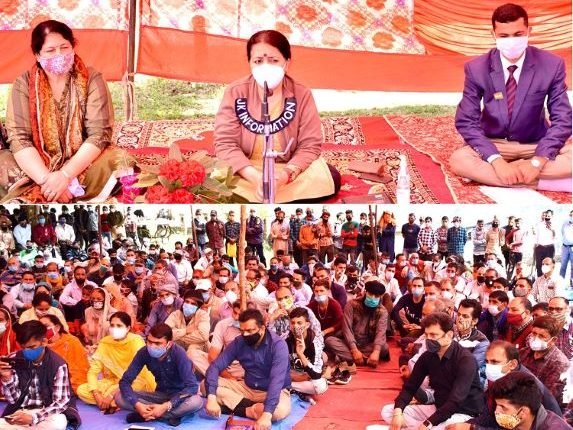 DC Udhampur Indu Kanwal Chib listens to people's issues at Moungri