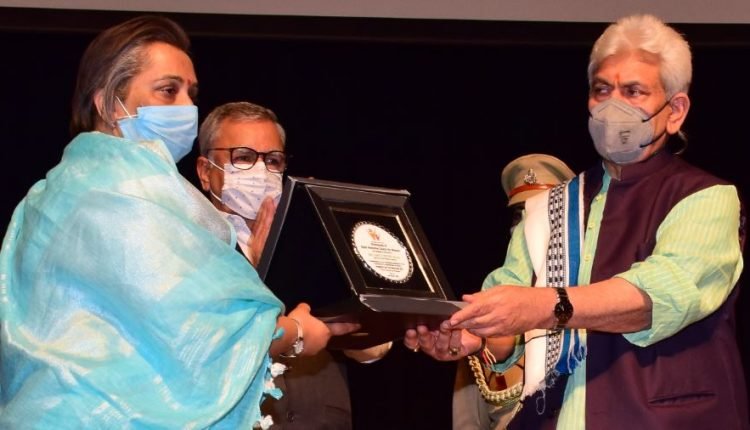 Lt Governor calls for creating Gender Neutral Ecosystem where women can choose any profession