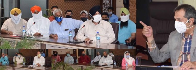 Advisor Baseer Khan meets scores of delegations at Udhyog Bhawan, Jammu