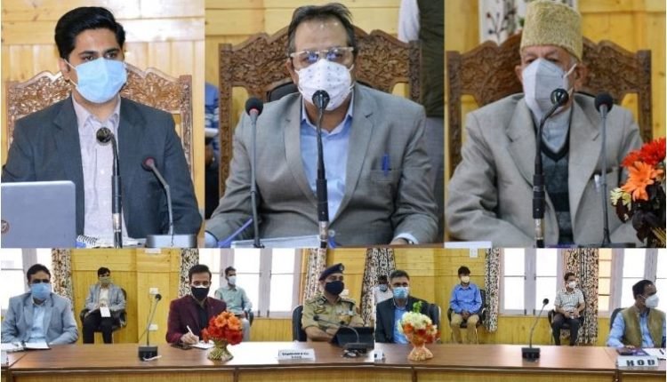 Baseer Khan reviews Covid mitigation preparedness in Bandipora; meets people, religious Heads