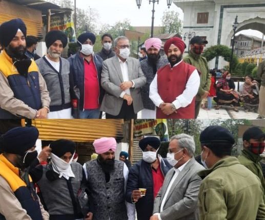 Advisor Khan celebrates Navratra, Baisakhi Festivals