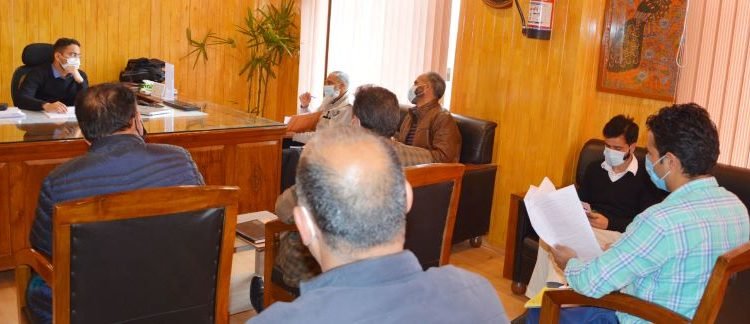 21 Panchayats to get 10 new 100/63 Kva Substations: DDC Shopian