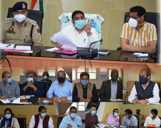 DDC Poonch inspects COVID19 mitigation arrangements at SDH Mendhar