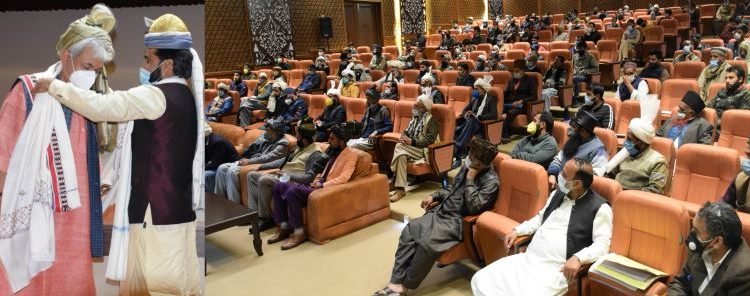 Lt Governor interacts with 150 member delegation of Gujjar-Bakerwal Community