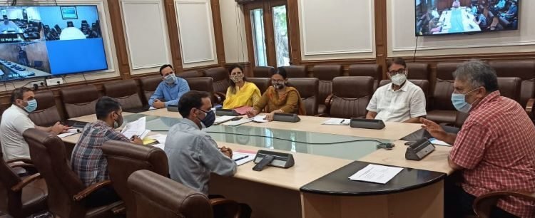 Dr. Samoon reviews languishing SDD development projects, emphasizes timely completion