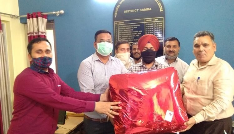 Warm send off accorded to Sansar Chand, General Manager, Industries Department(DIC), Samba.