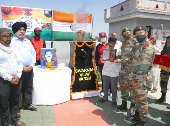 Victory Flame reaches 2 LT Arun Khetarpal, PVC (P) Memorial