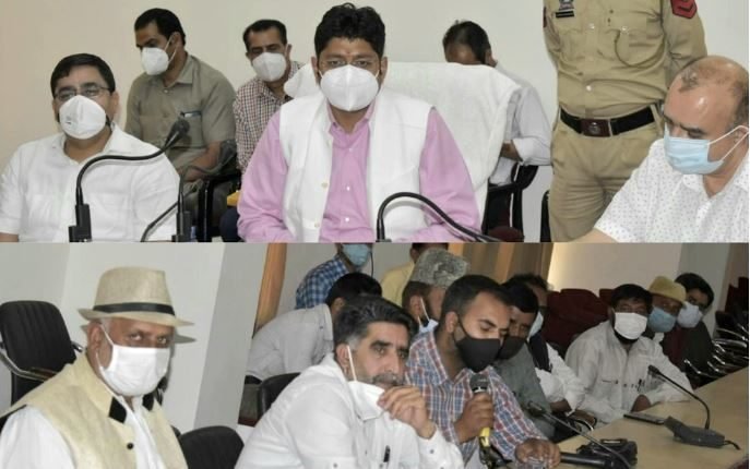 Div Com inspects progress on mega development projects in Rajouri; listens to public issues