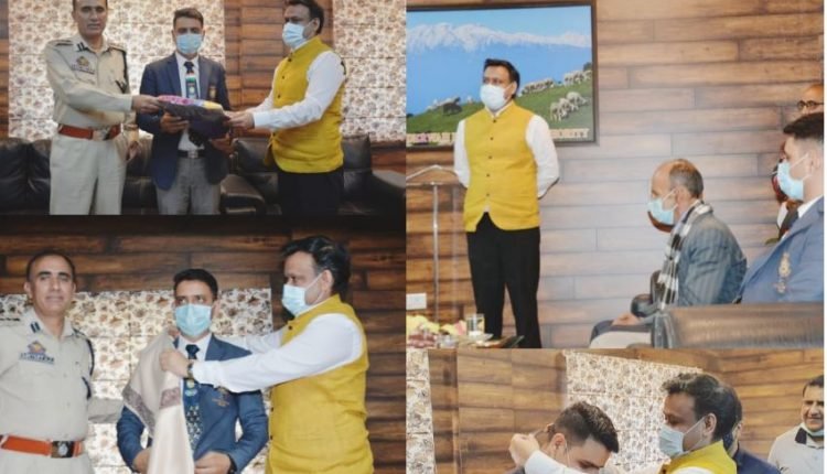 District Admin felicitates ace shooter of Doda Chain Singh for winning Gold