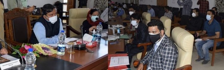 Dheeraj Gupta reviews development activities at Anantnag
