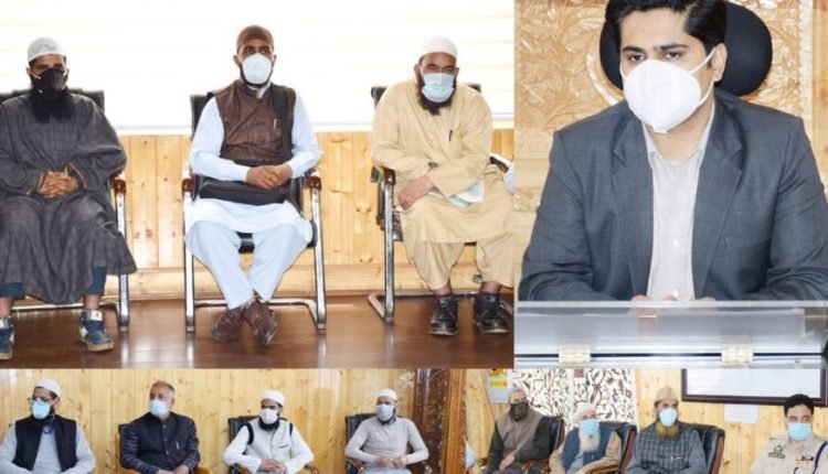 DC Bandipora Dr. Owais Ahmad interacts with Imams, Religious Heads