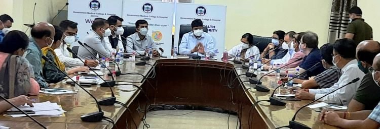 Div Com reviews functioning of Triage facility at CD Hospital; referral of patients to GMC, designated hospitals