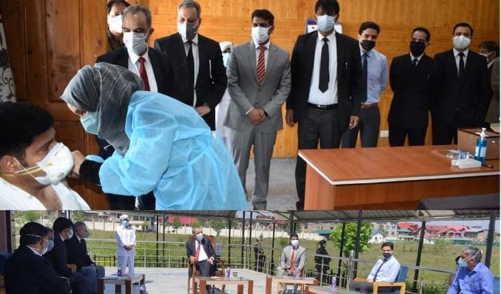 Justice Magrey visits District Court Complex Srinagar on vaccination drive for lawyers fraternity