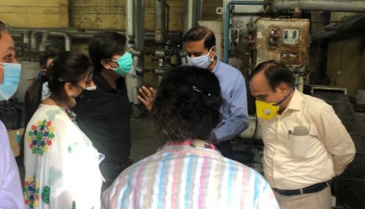 Supply of 38,229 oxygen cylinders facilitated by I&C Dept War Room in Jammu Div in 14 days