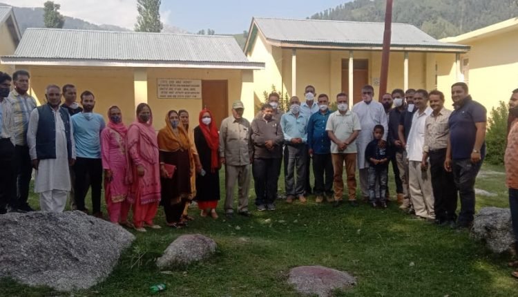 DDC,BDC members and Sarpanches of block chenani and Latti-Dudu review the ongoing repair works of Roads in the area