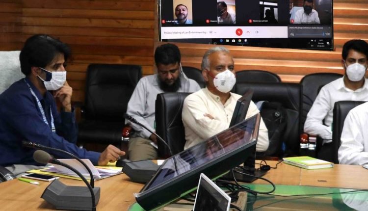 Director Law Enforcement APD reviews work scenario of ALEA