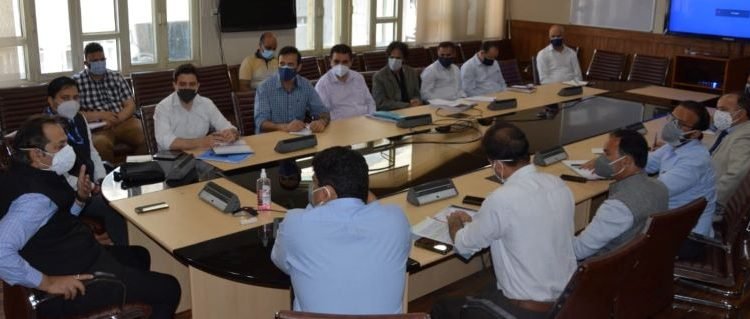 Advisor Baseer Khan discusses issues and demands of tourism stakeholders with concerned deptts