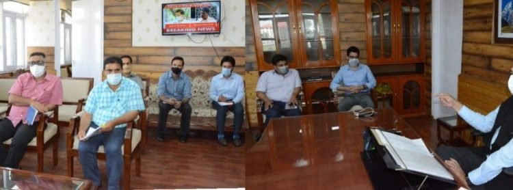 Advisor Baseer Khan chairs meeting of Tourism Department