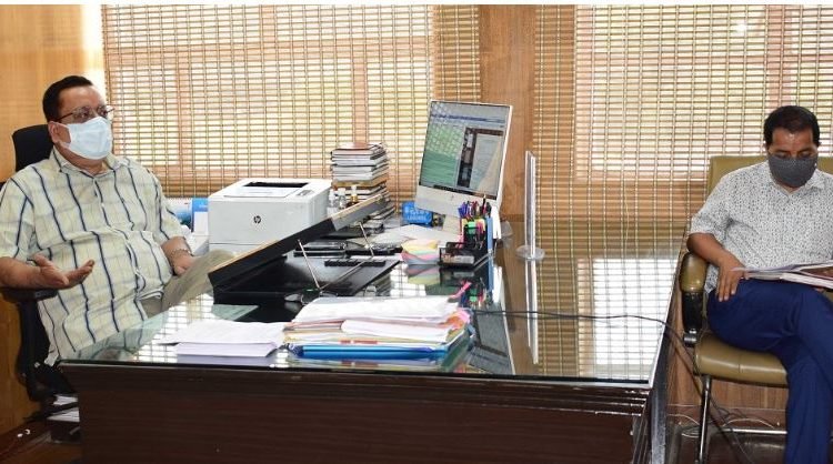 Navin Choudhary reviews implementation of High Density Plantation scheme in J&K