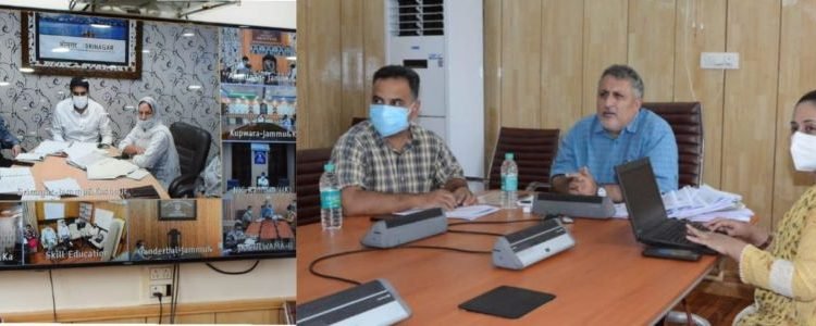 Dr. Samoon discusses skill development action plans with DCs