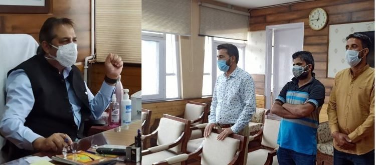 Advisor Baseer Khan meets deputations, individuals