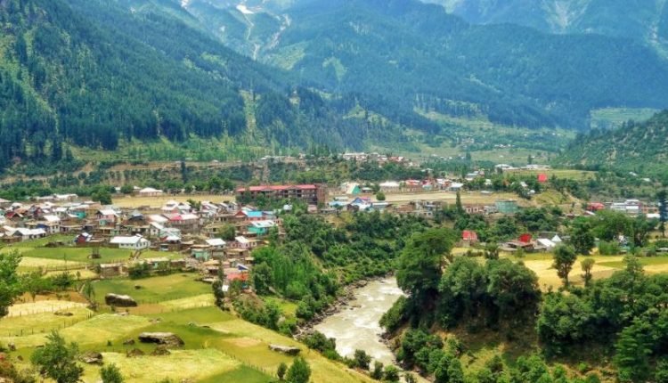 Sarmad reviews arrangements for upcoming winter festivals by Tourism Department