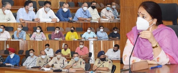 DC Udhampur reviews arrangements for Independence Day celebration