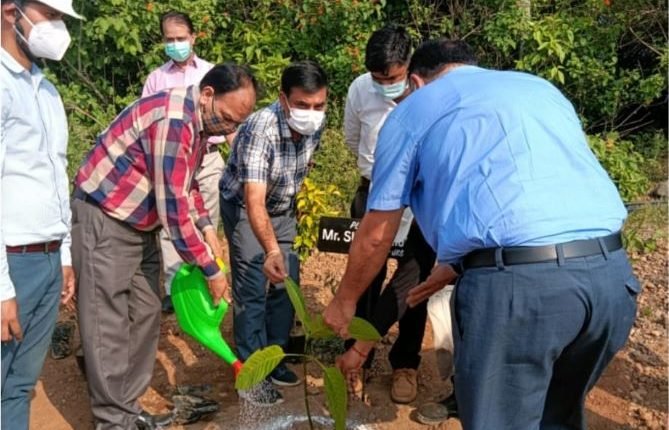 Chairman J&K Pollution Control Committee reviews progress of TSDF at Samba; Starts plantation drive