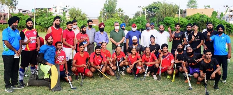Advisor Khan reaffirms govt's commitment of sports infra promotion in all panchayats