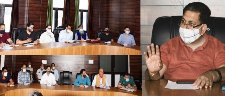 DC Kishtwar reviews the progress of land acquisition  and execution of National Highway