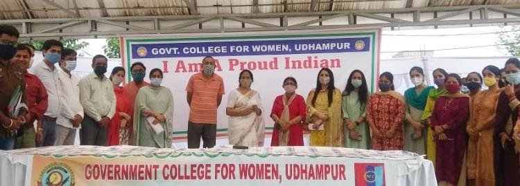 GCW Udhampur organises signature campaign on ‘Proud to be Indian’