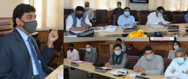 Chief Secretary reviews activities under ‘AzadiKaAmrit Mahotsav’ 