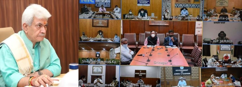 Reviews Covid response & containment measures of District Administrations : LG