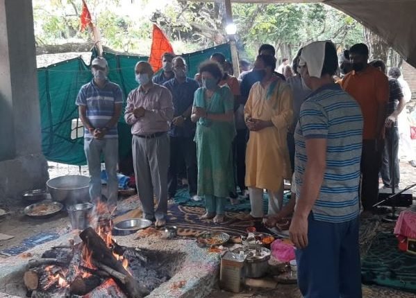 State Election Commissioner, K.K Sharma today visited Dooru Anantnag. SEC participated in an Hawan on Shravan Purnima